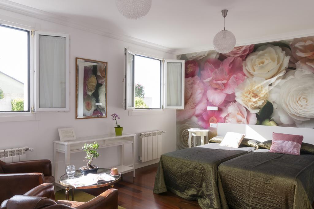 La Casa De Las Camelias Бусто Номер фото