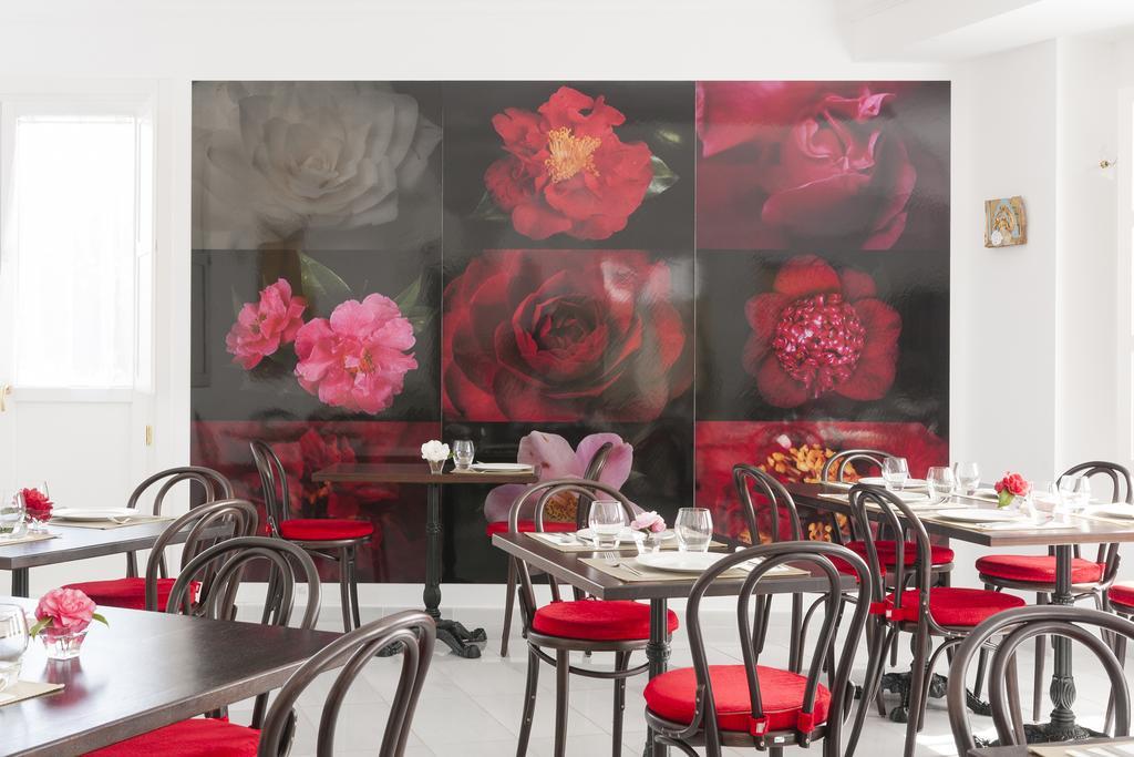 La Casa De Las Camelias Бусто Экстерьер фото