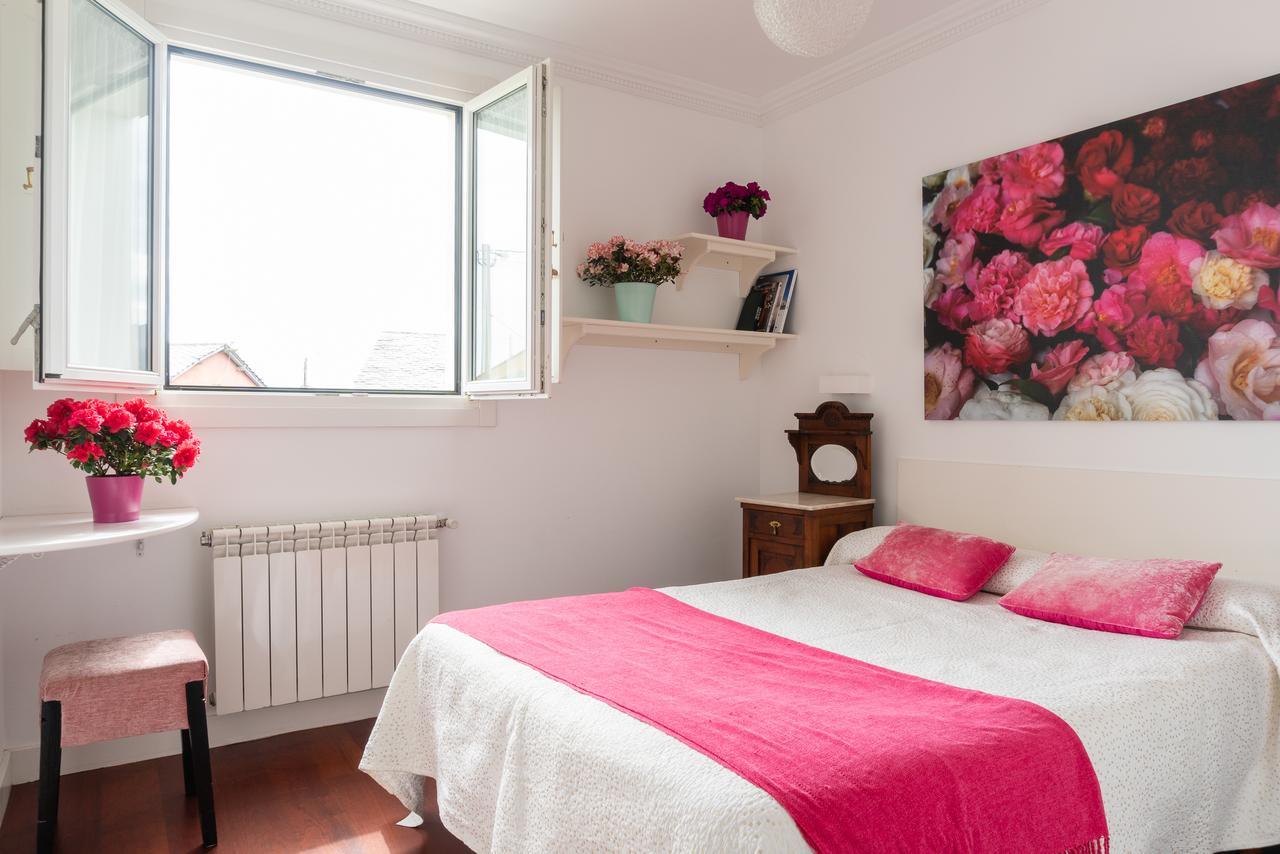 La Casa De Las Camelias Бусто Экстерьер фото